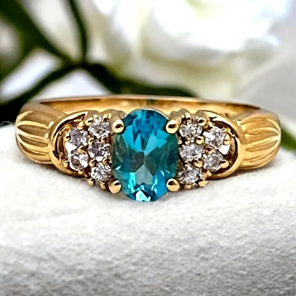 Vintage 1980s Blue CZ Ring Size 8 18KTGE Gold Plate Cluster - 14E